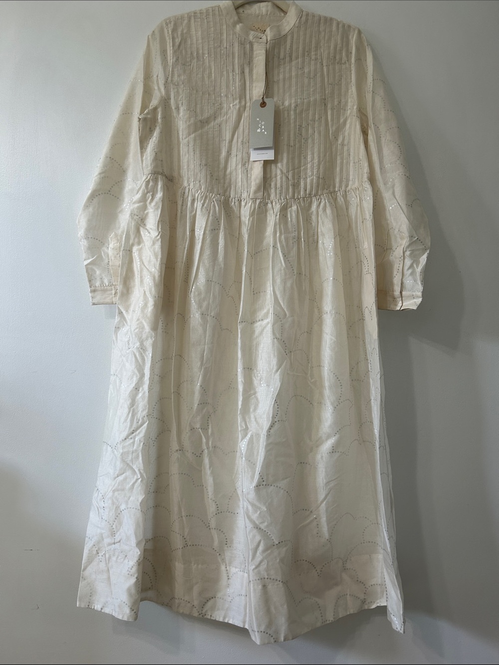 NicoBar Crescent Pintuck Kurta Ivory/Silver Cotton/Silk Size Medium NWT Tunic